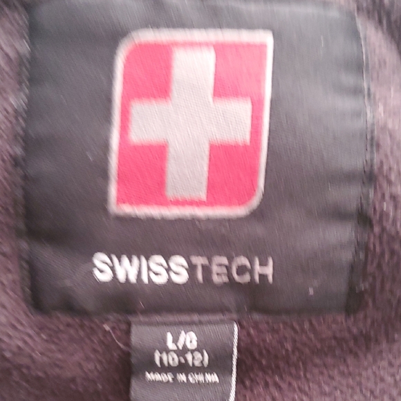 Swiss Tech Black Hooded Coat - Picture 9 of 10